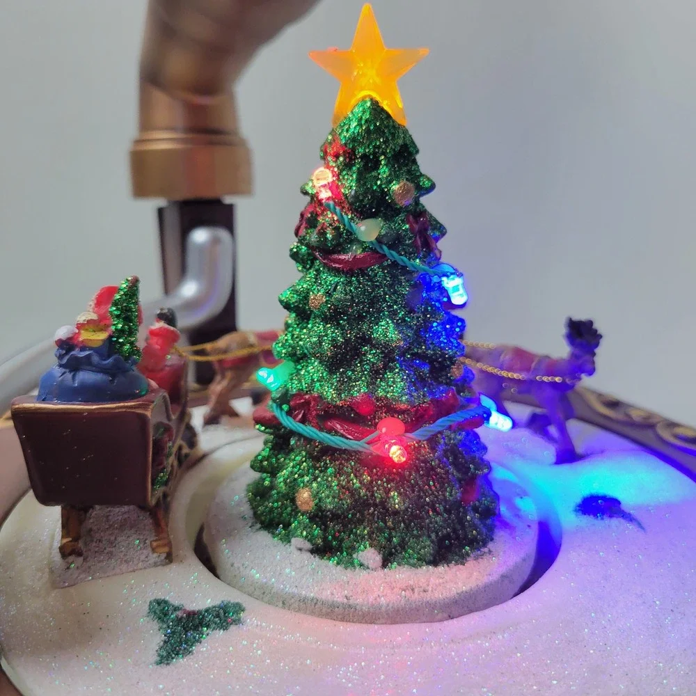Holiday Living Sierra's Gramophone Musical Animated Christmas Decor 1034111 LED